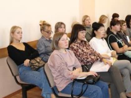 Родителей школьников и студентов приглашают на собрание