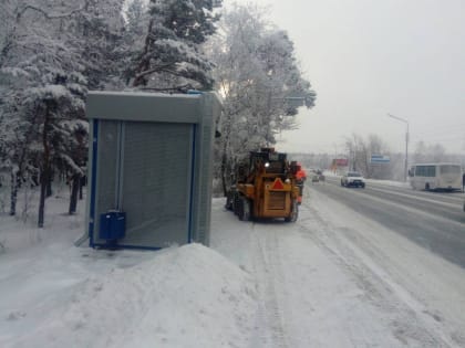 На улицах Кургана работают дорожники