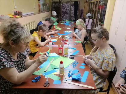 Воспитанники летнего лагеря при Епархиальной воскресной школе Кургана начали лето с пользой