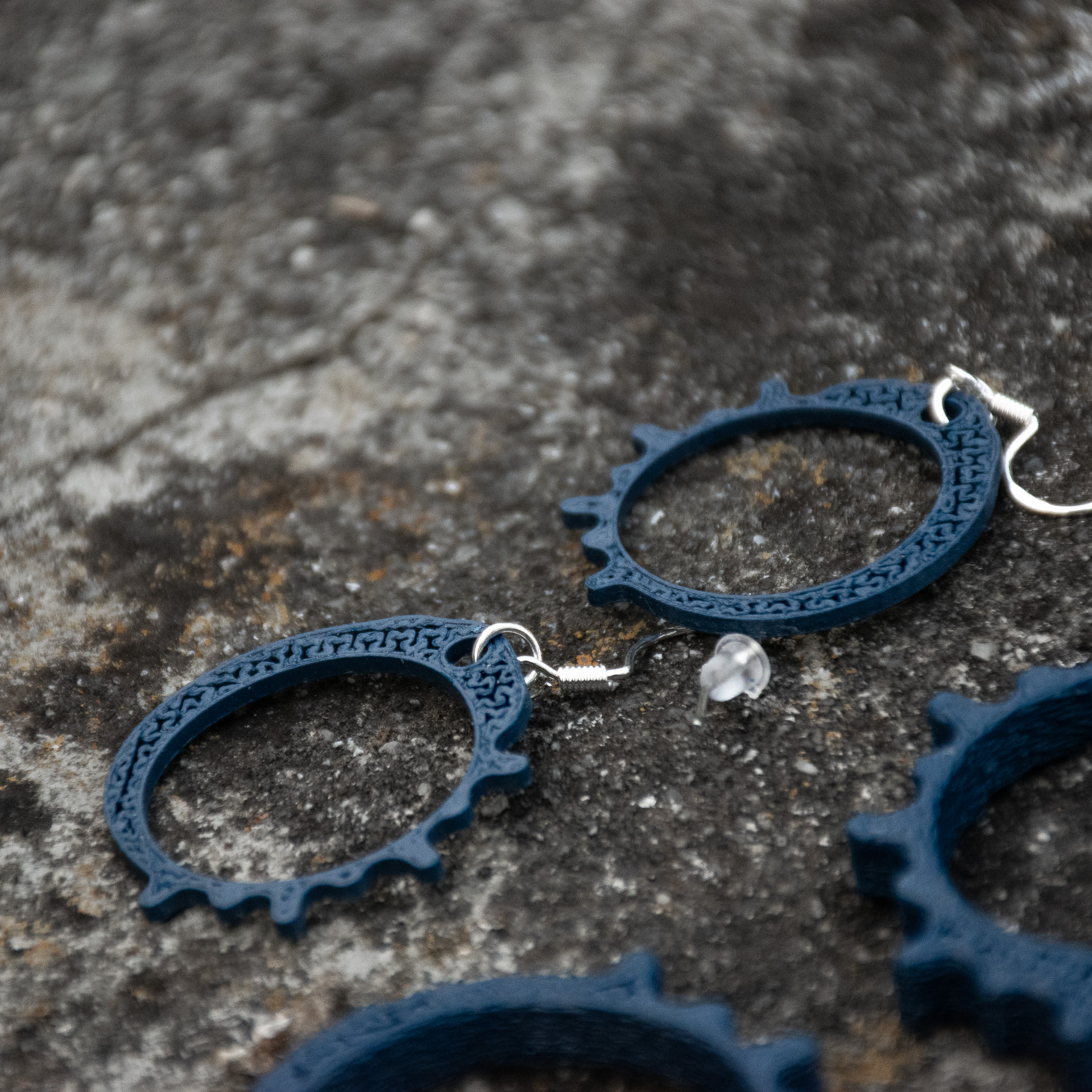 Luzerna earrings. Navy blue color. Luzerna earrings. Navy blue color.