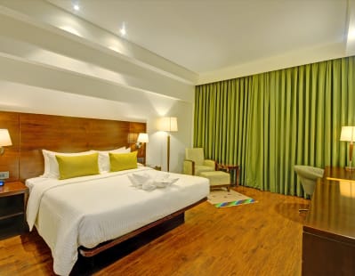 Regenta Central, Hestia, Dahej