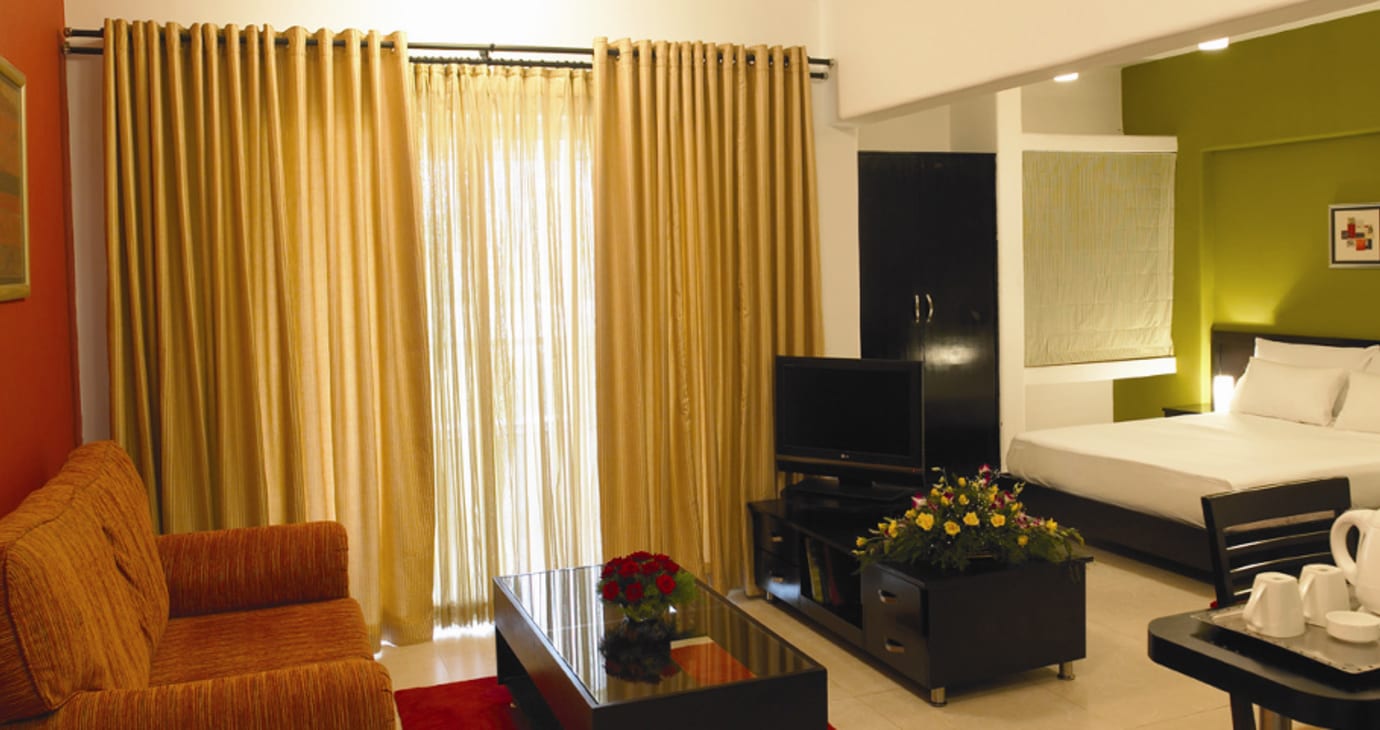 Royal Orchid Golden Suites, Pune