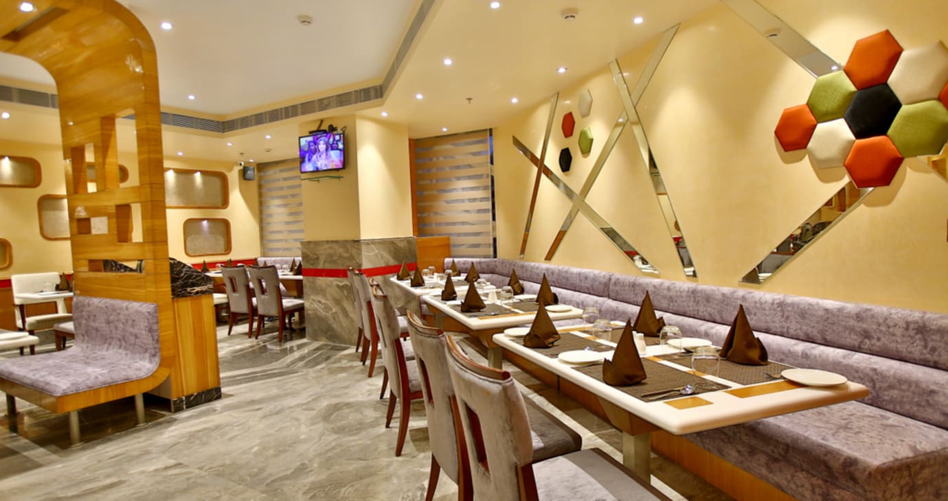 Regenta Central, The Crystal, Kanpur
