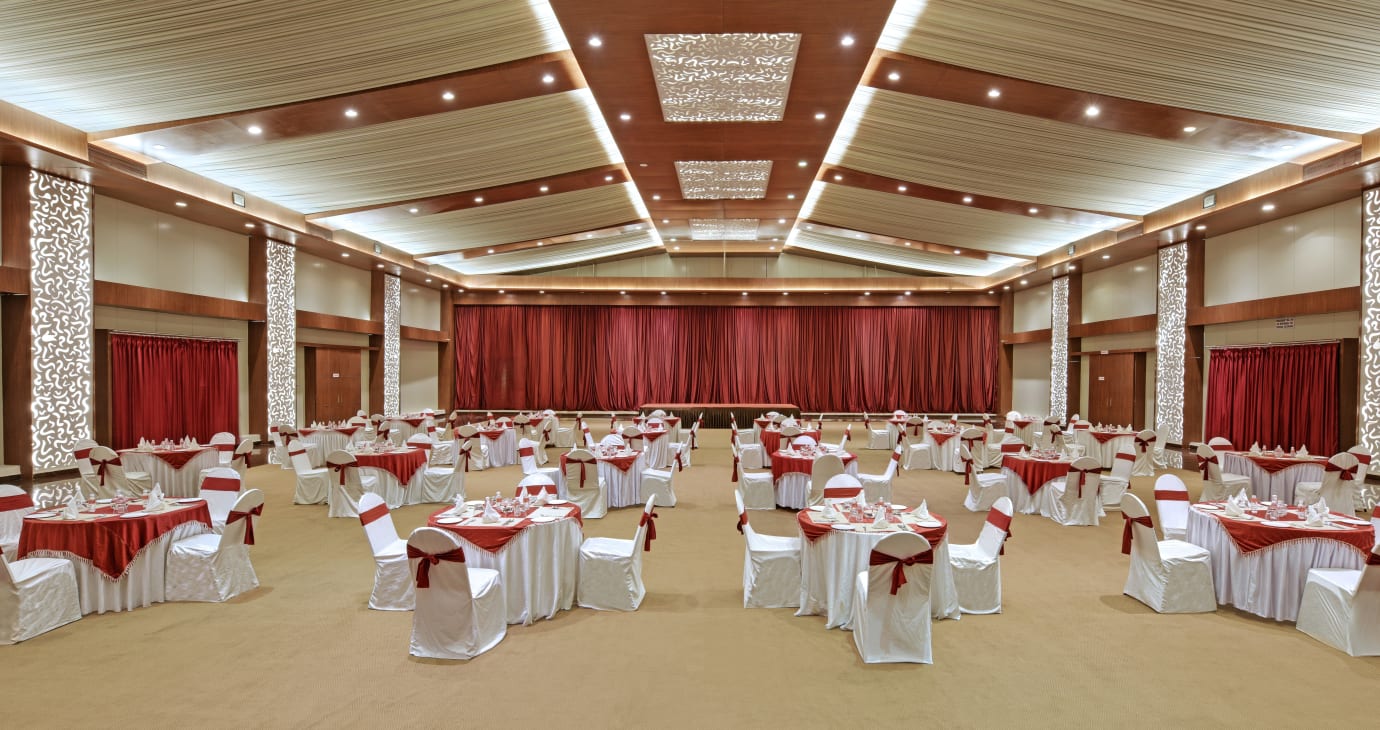 Royal Orchid Resort and Convention Centre, Bengaluru