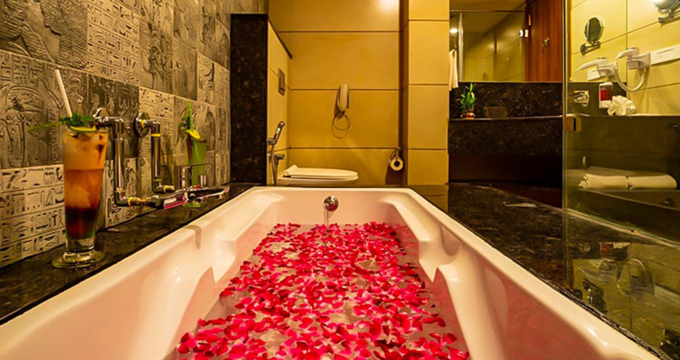 Regenta Inn, Morbi