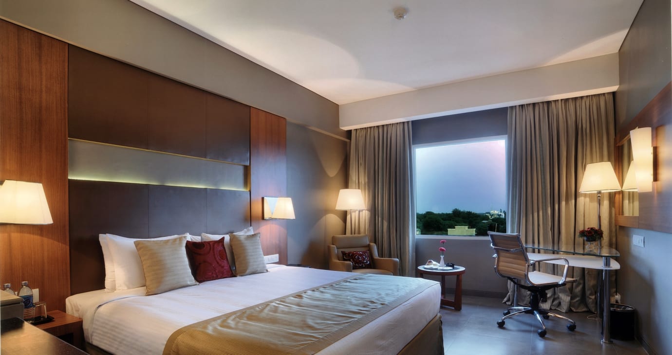 Royal Orchid Central, Vadodara