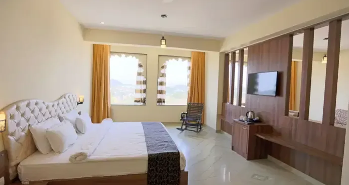 Luxury Suite
