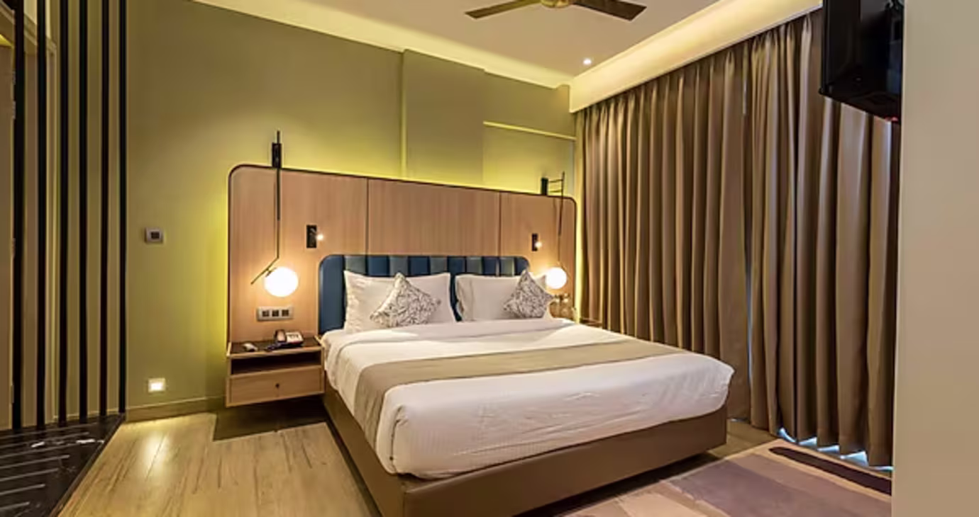 Suite Room With Balcony