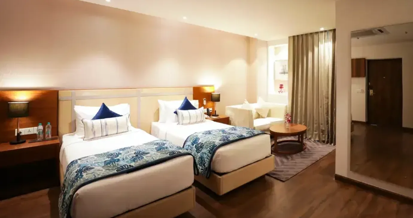 Executive Twin Room with Balcony
