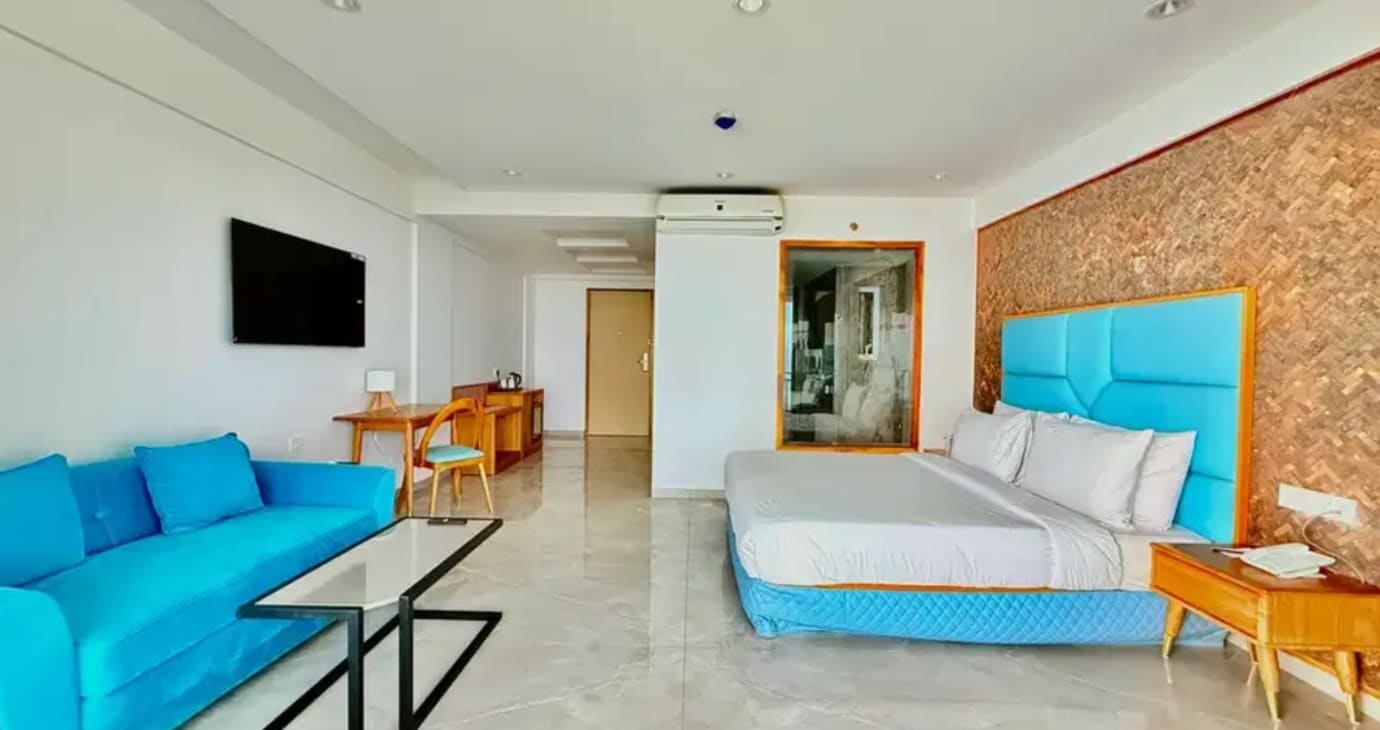 Sea View King Balcony Room