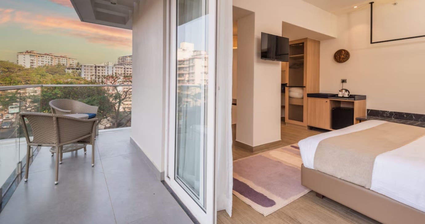 Suite Room With Balcony