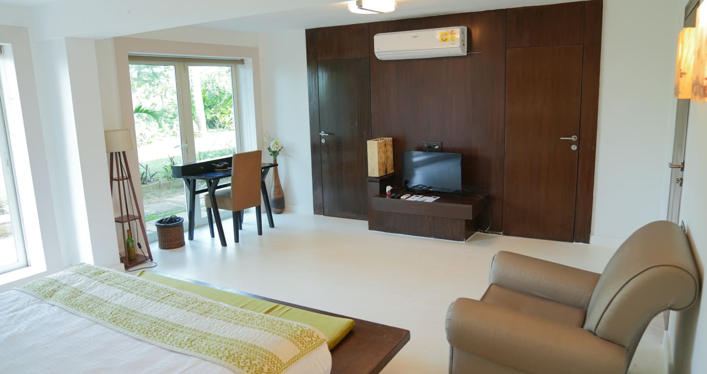 Luxury Garden View Suite with Sit Out