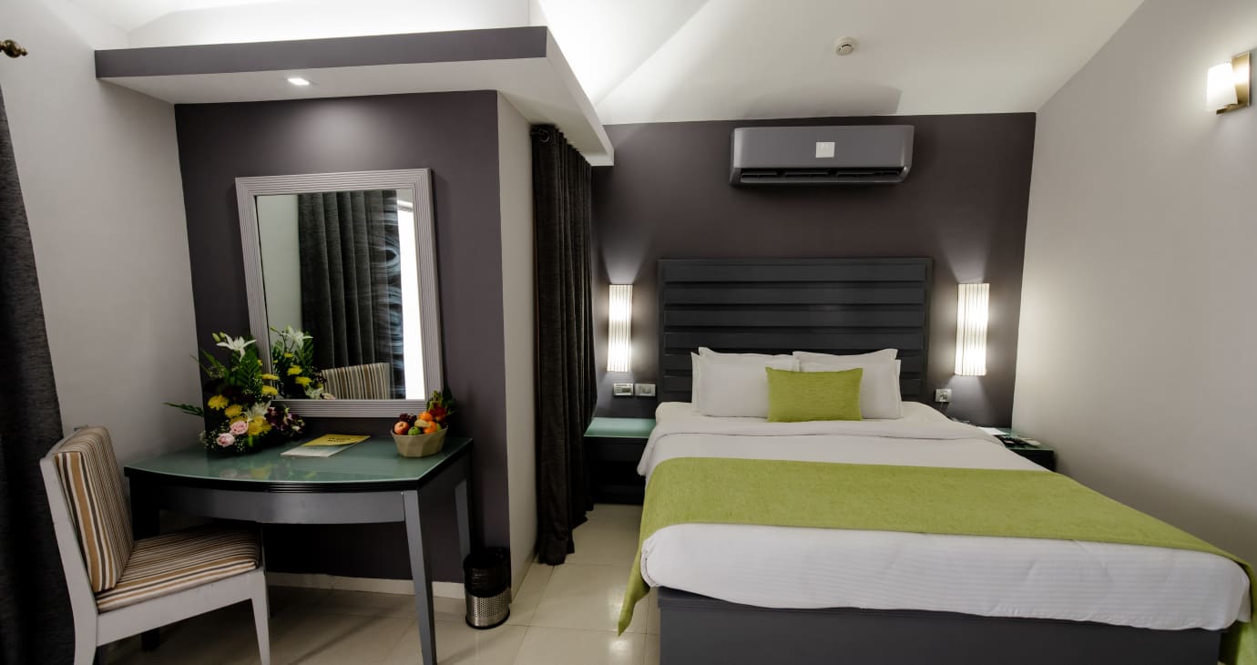 Luxury Garden View Suite