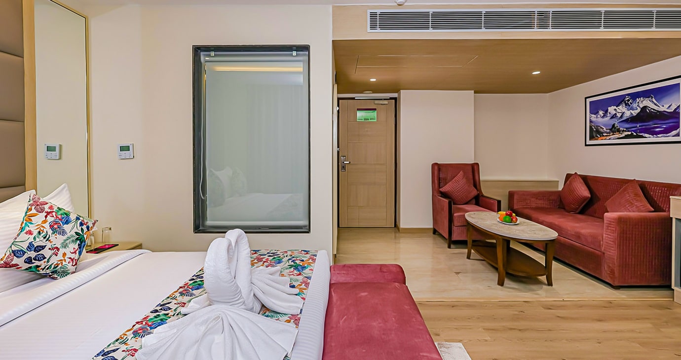 Executive Balcony Room