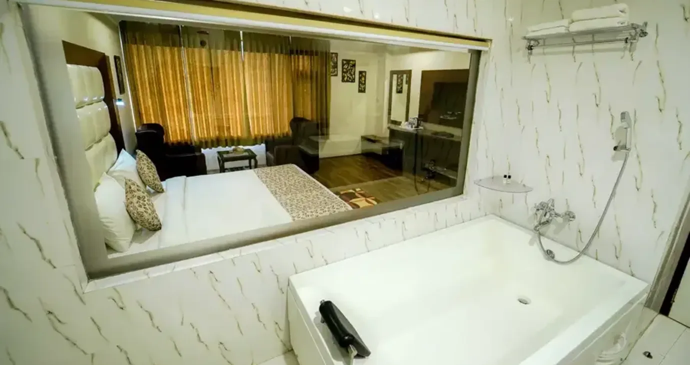 Junior Suite with Mountain View