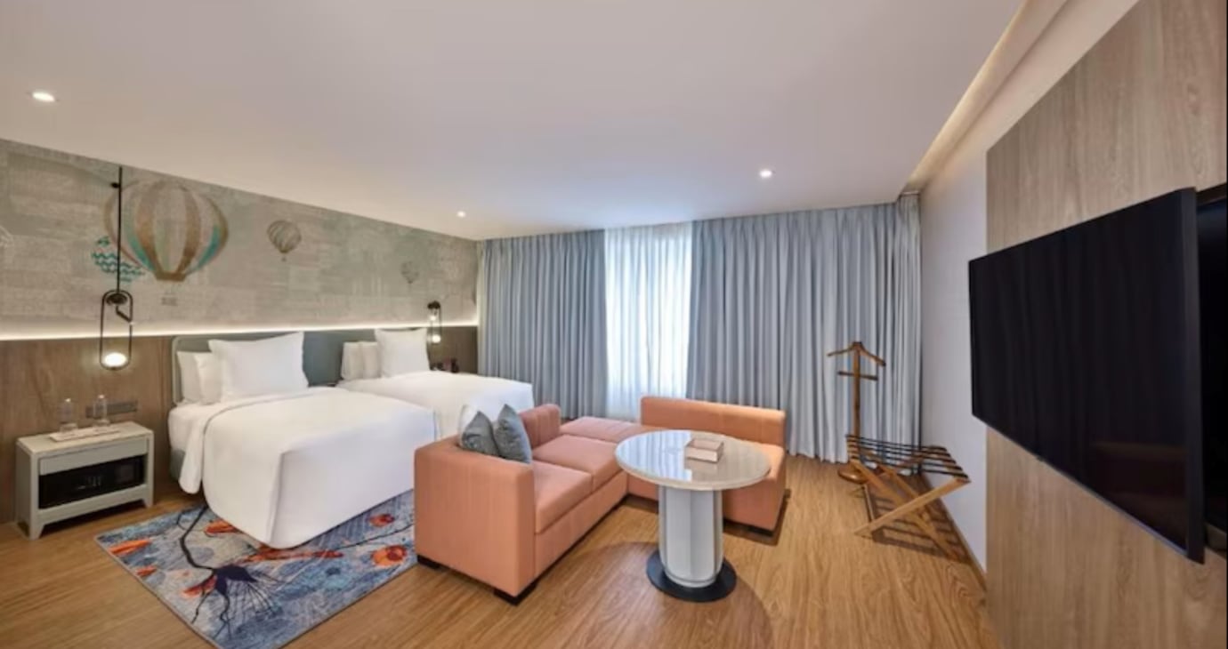Lifestyle Hotel Near Mumbai Airport T2 | Rooftop Pool & Runway Views