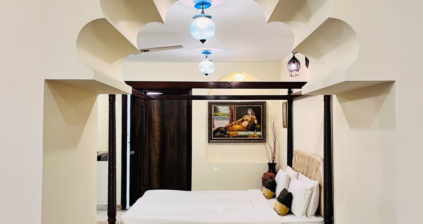 Luxury Suite with Plunge Pool
