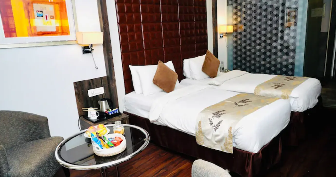 Standard Twin Bedroom