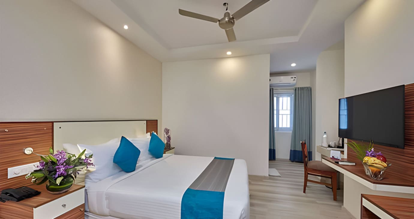 Deluxe King Room