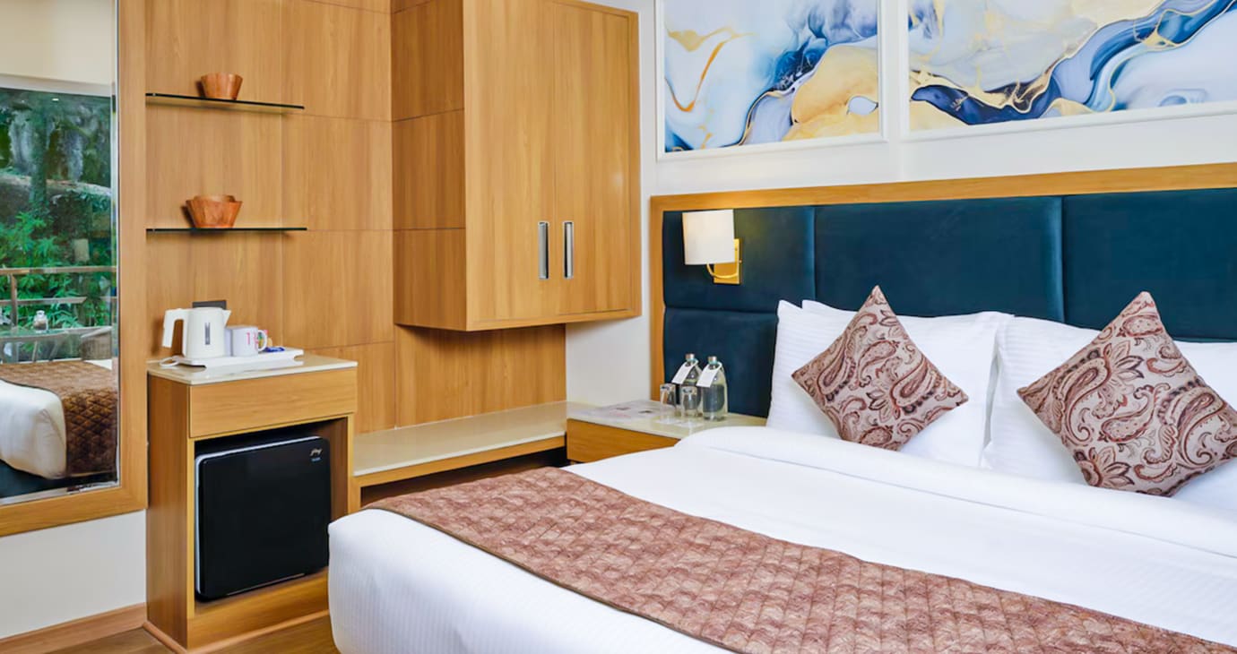 Deluxe Room with Balcony