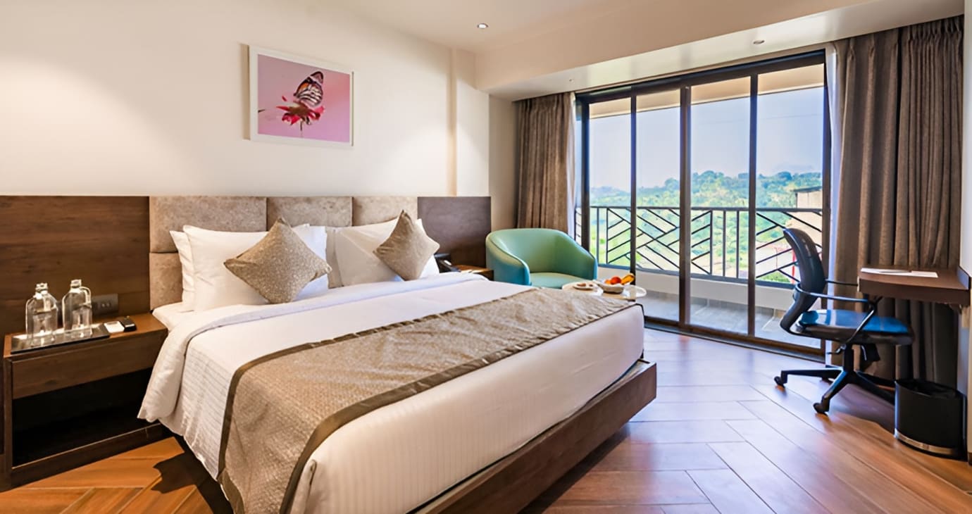 Deluxe Room with Balcony