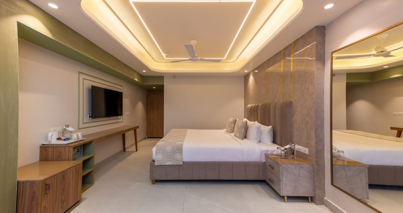 Deluxe King Room
