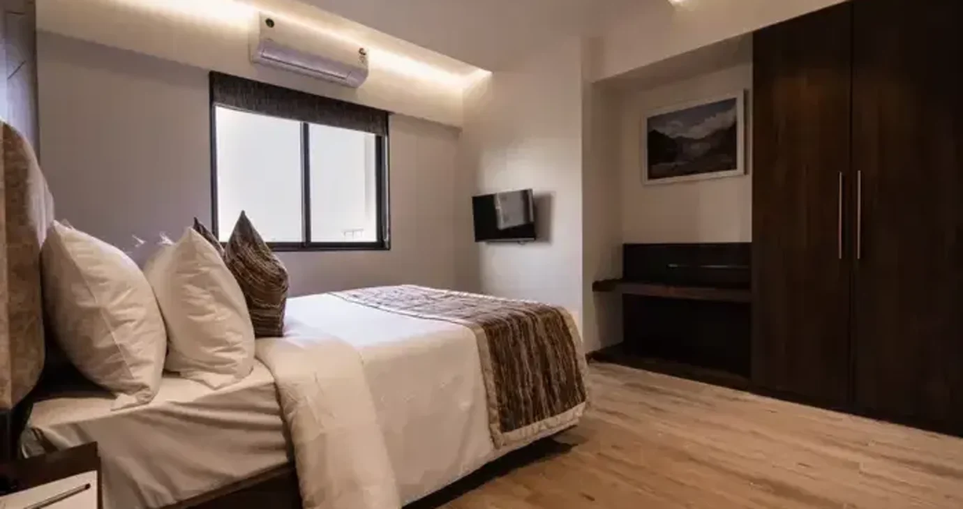 Executive Suite with Balcony