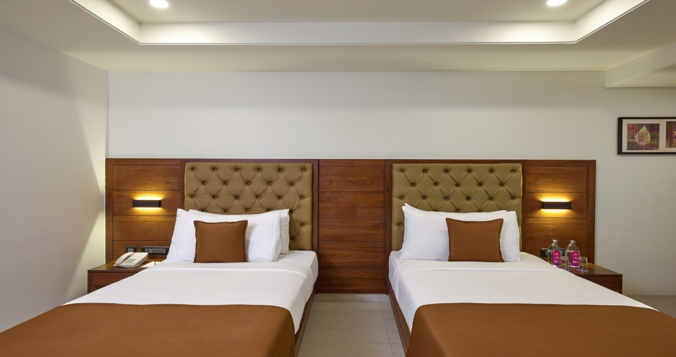 Executive Twin Bed Room