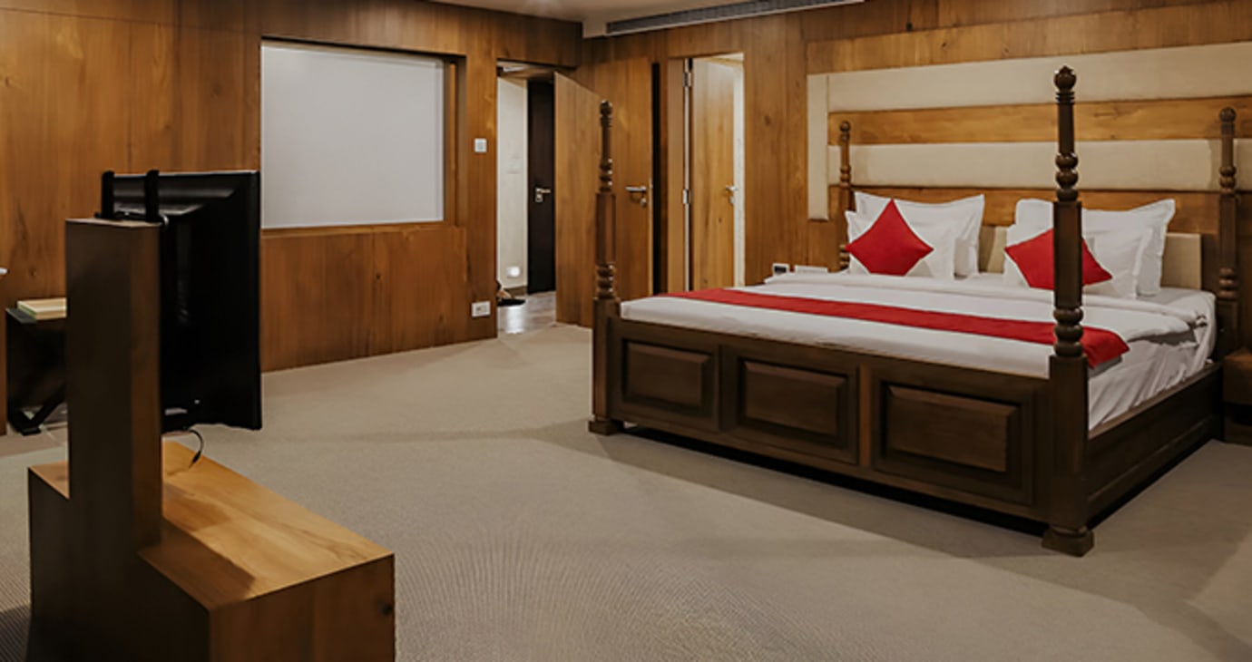 Royal Suites