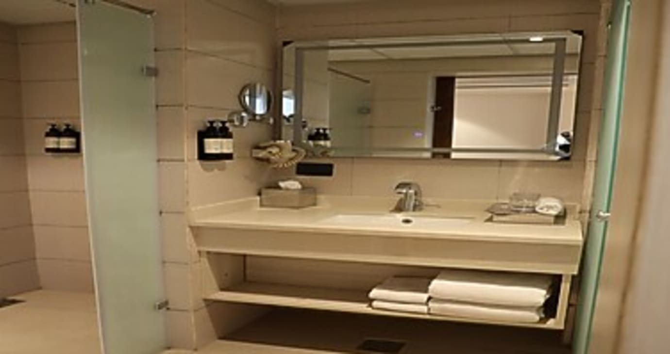 Club Twin Room With Balcony