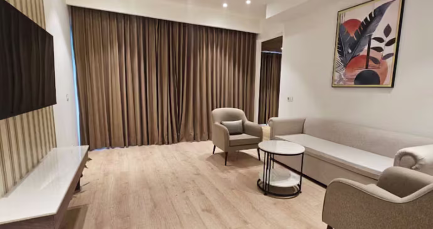 Zinnia Suites Room With Balcony