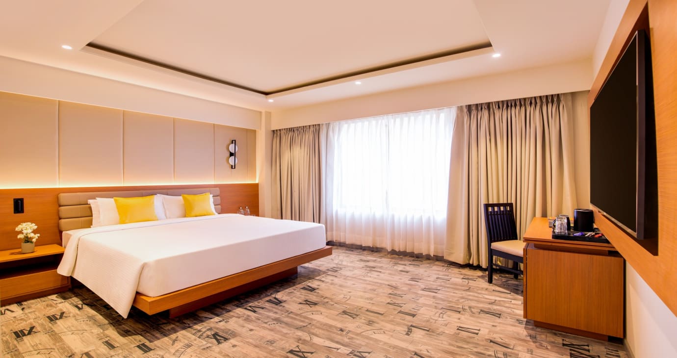 Deluxe King Room