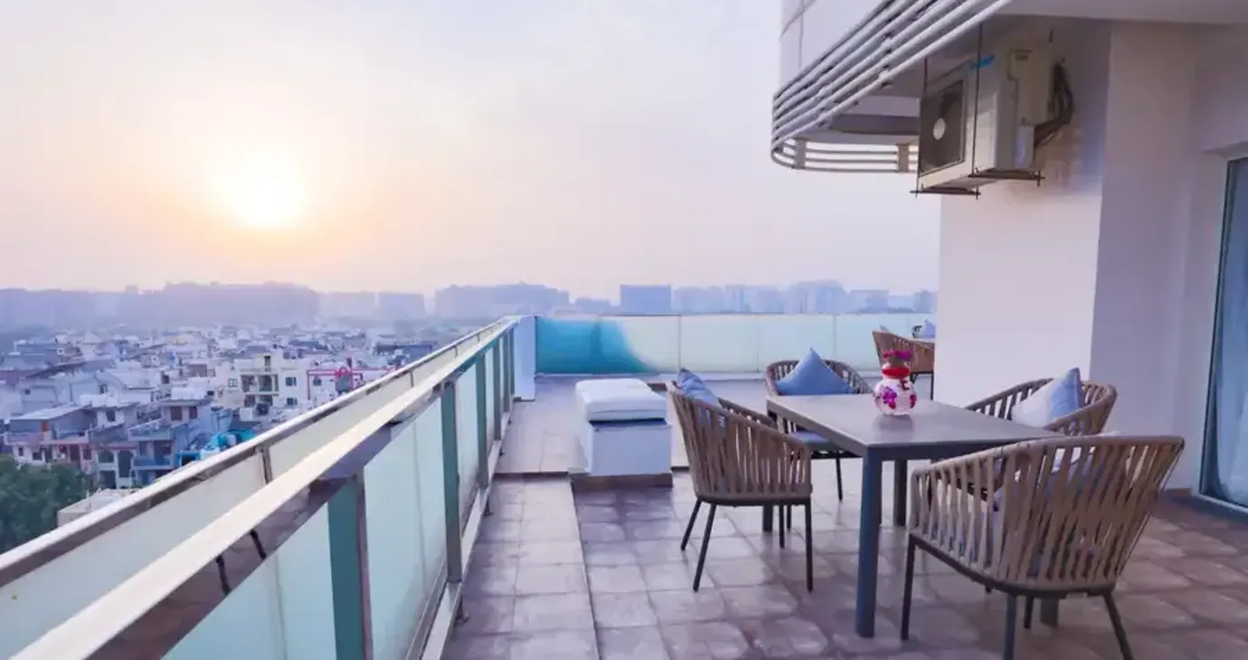 Premium Suite with Terrace