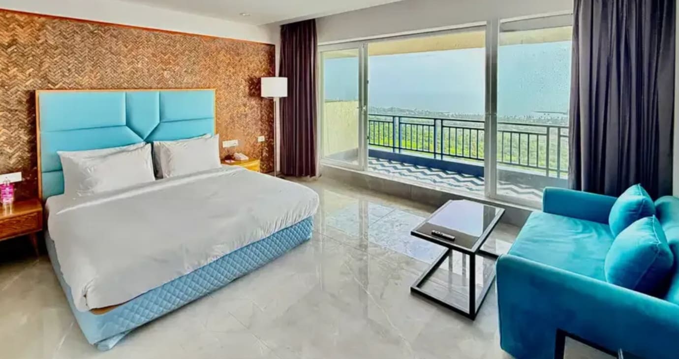 Sea View King Balcony Room