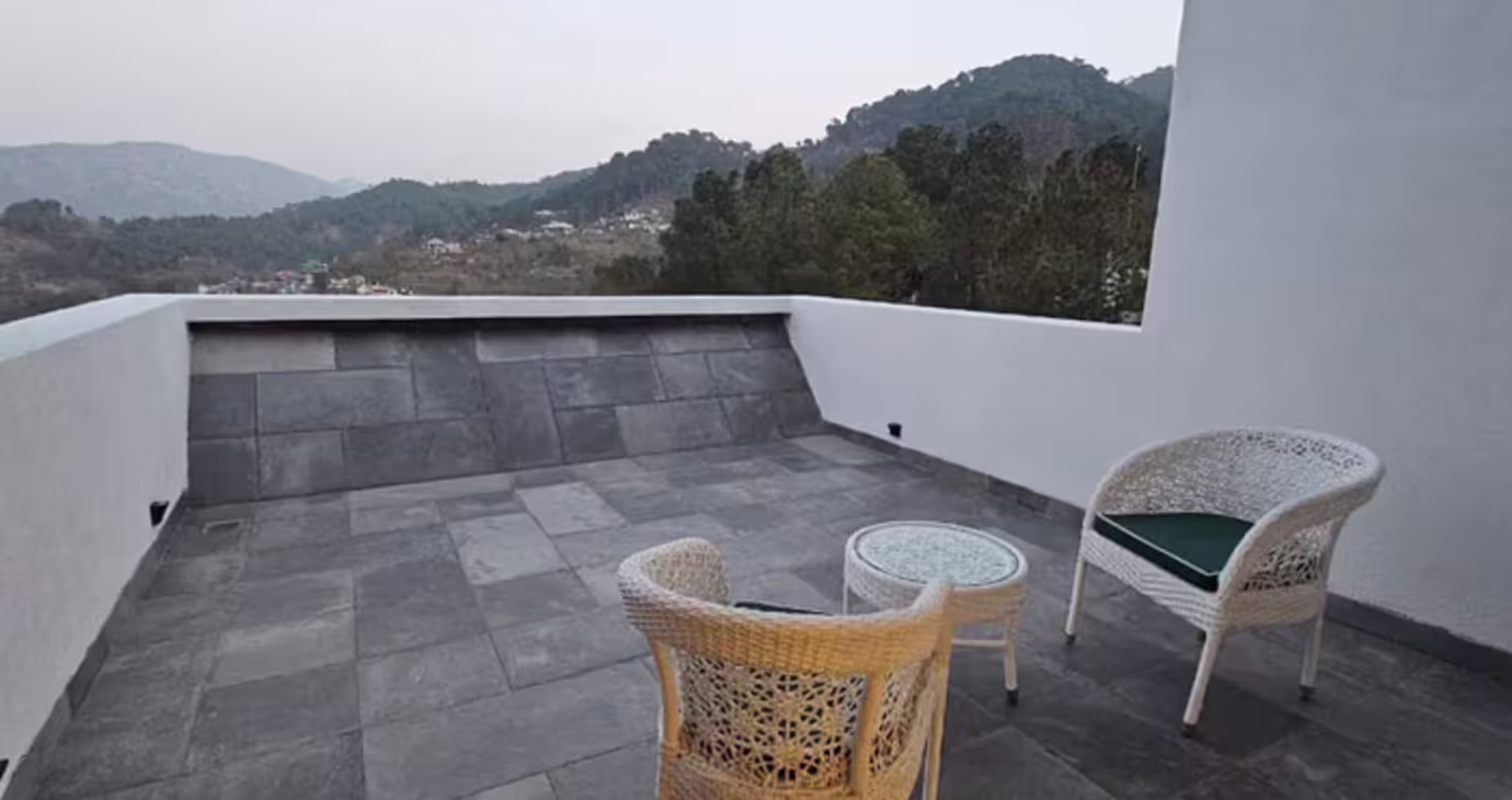 Rhodo Suites Room With Balcony