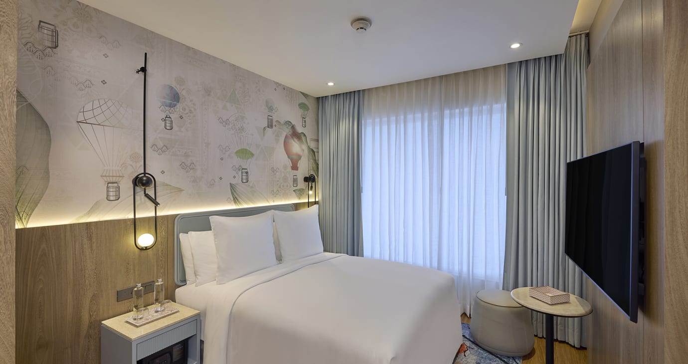 Lifestyle Hotel Near Mumbai Airport T2 | Rooftop Pool & Runway Views