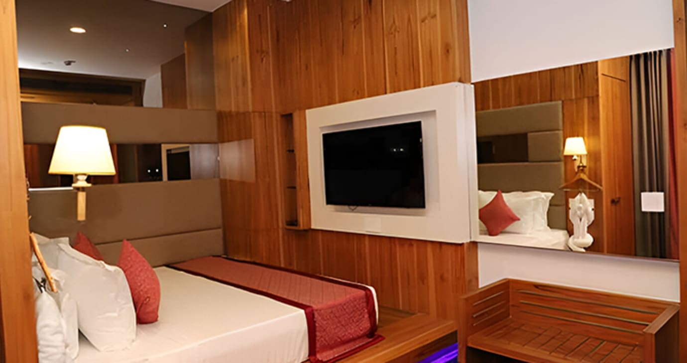 Deluxe Suite