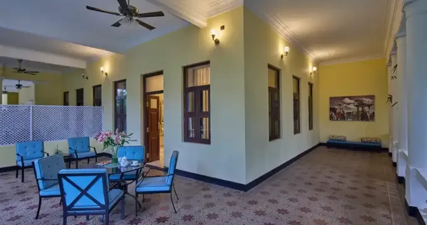 Royal Maharaja Suite with Jacuzzi and Balcony