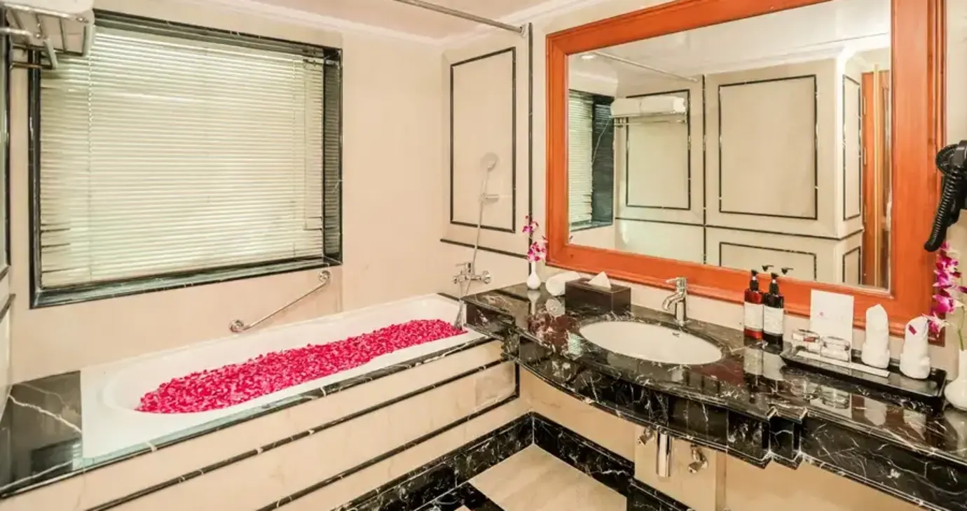 Suite Room