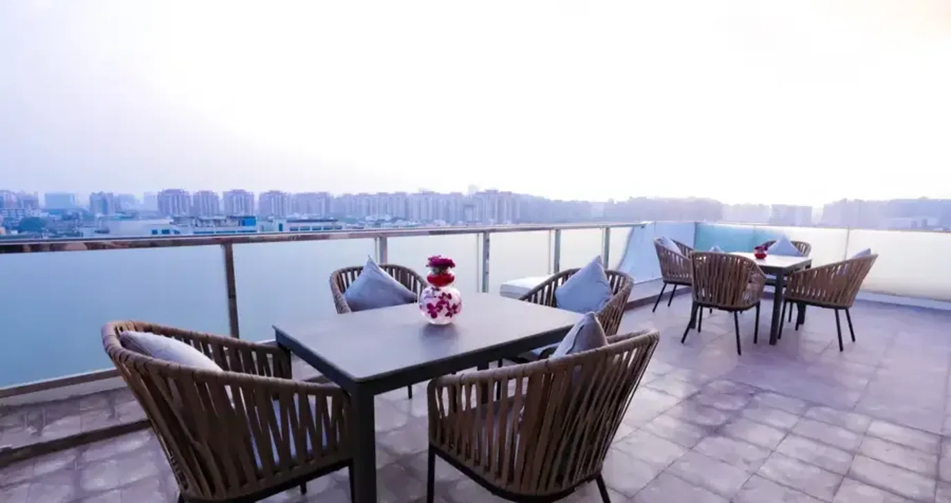 Premium Suite with Terrace