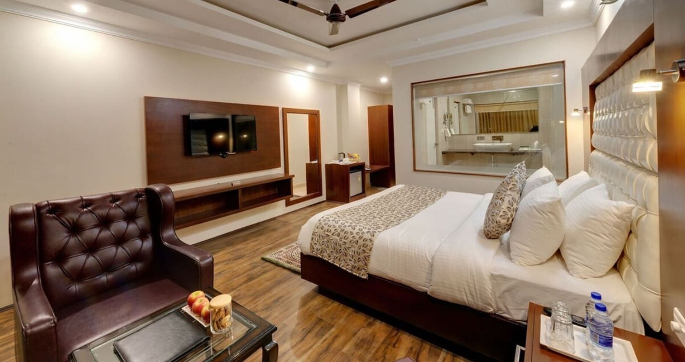 Club Room with River View