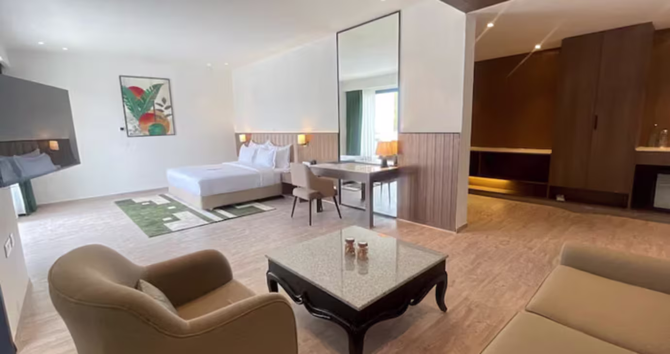 Rhodo Suites Room With Balcony