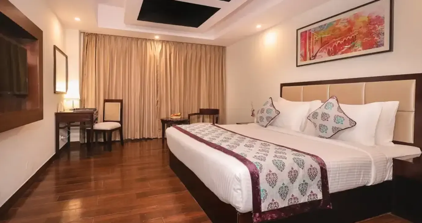Premium Valley View Room