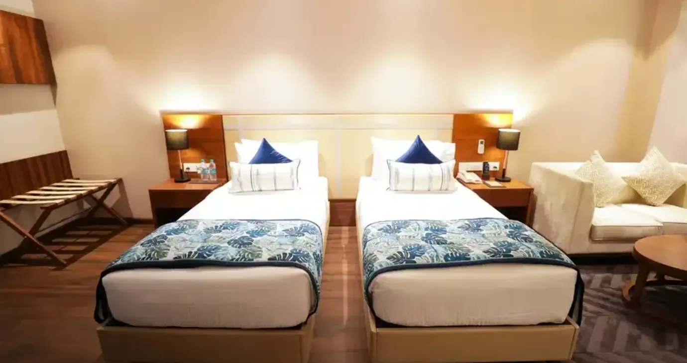 Executive Twin Room with Balcony