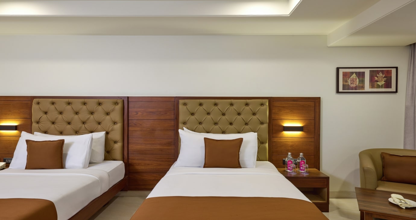Executive Twin Bed Room
