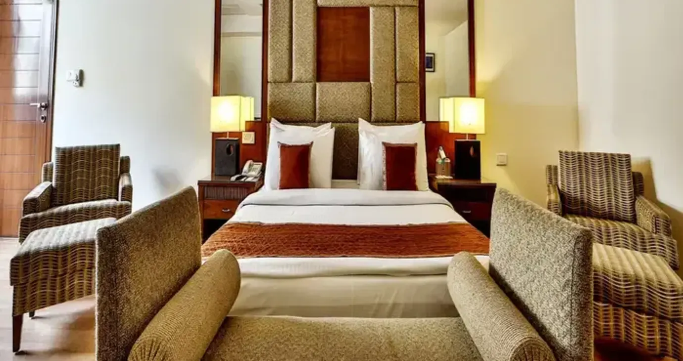 Deluxe Suite