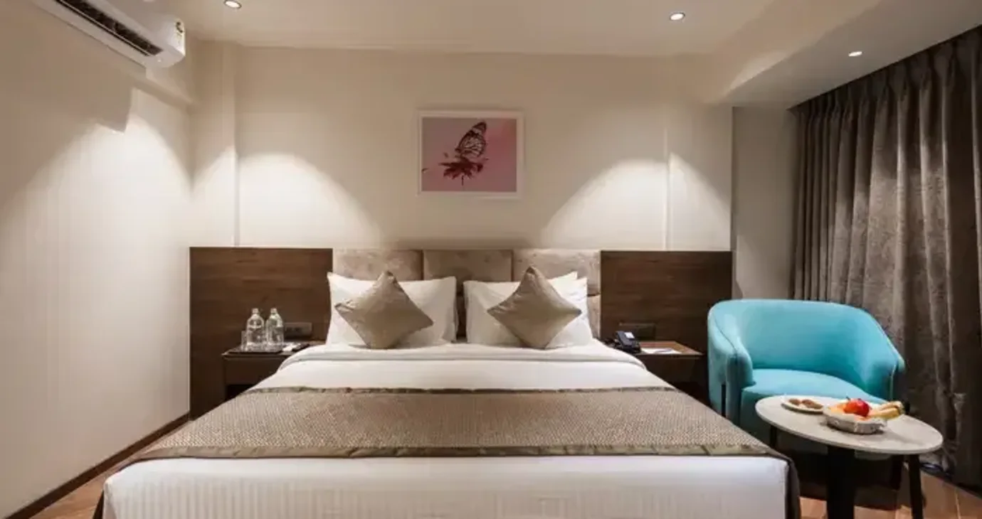 Deluxe Room with Balcony