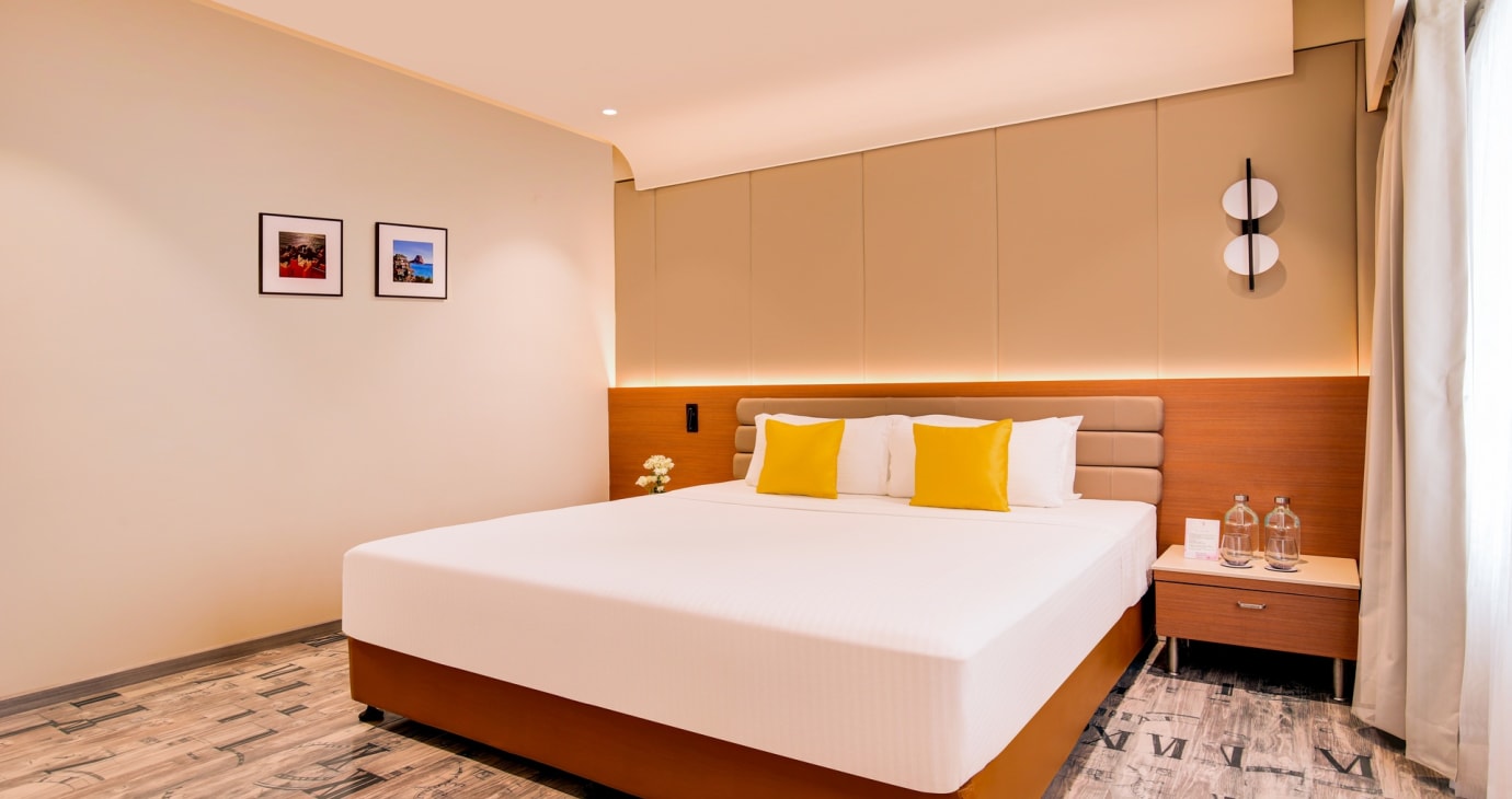 Deluxe King Room