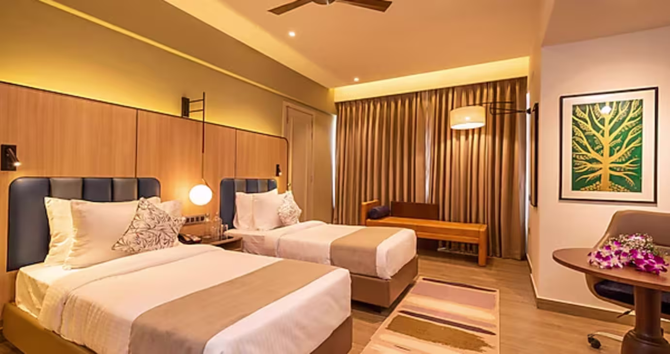 Club Twin Room