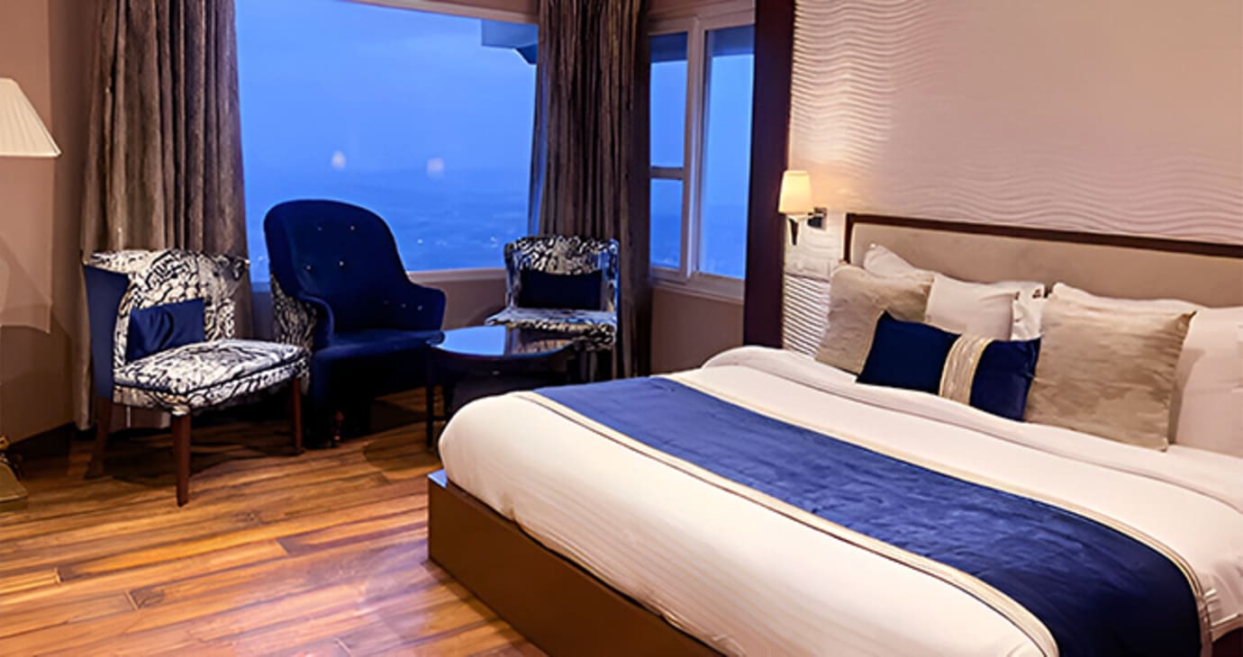 Deluxe Suite With Balcony